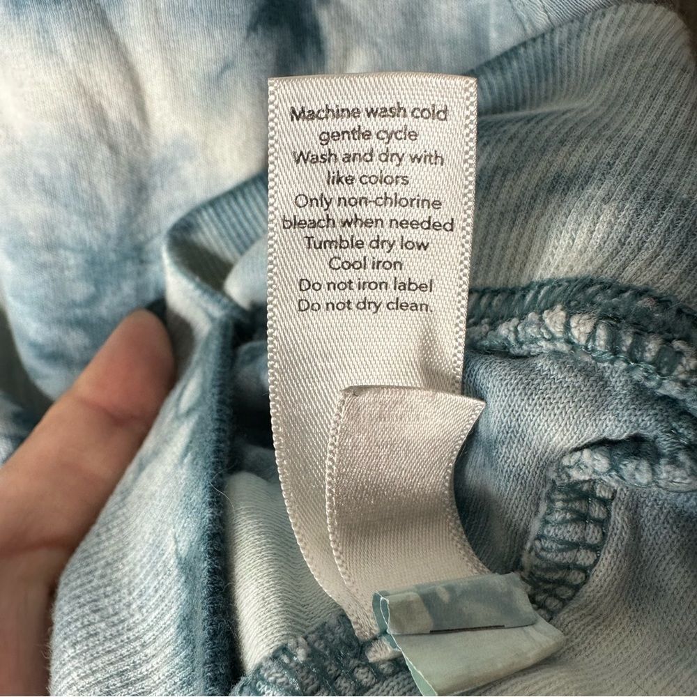 Athleta Sundown Sweatshirt - Picture 6 of 8